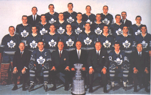 1966-67 TEAM PHOTO