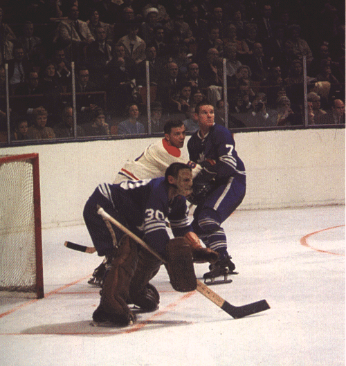 Sawchuk waits for shot on net